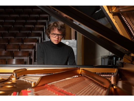 Septembre Musical de l'Orne - Lucas Debargue