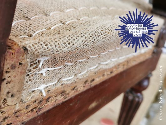 Tape clous du tapissier - JEMA